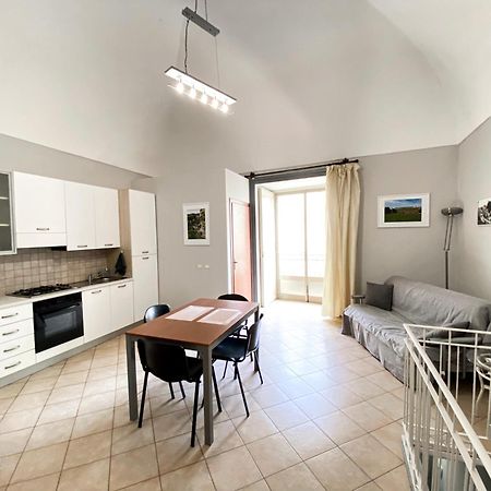 Apartamento La Ginestra Corleone Exterior foto