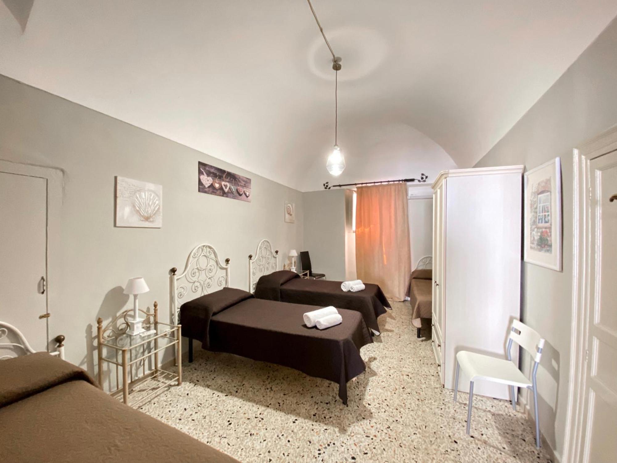 Apartamento La Ginestra Corleone Exterior foto